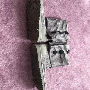 UGG AUSTRALIA Women's Classic Cardy Boots Tall